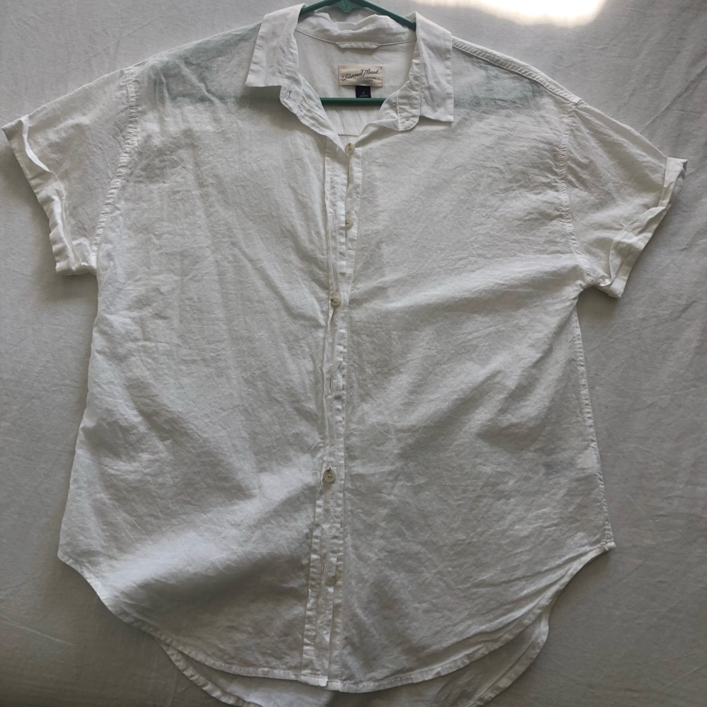 Universal Thread Short Sleeve Button Down Size Me… - image 2